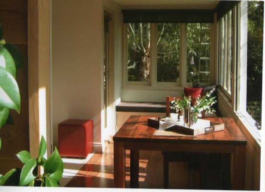 マセドニア Hollyhock Bed & Breakfast エクステリア 写真